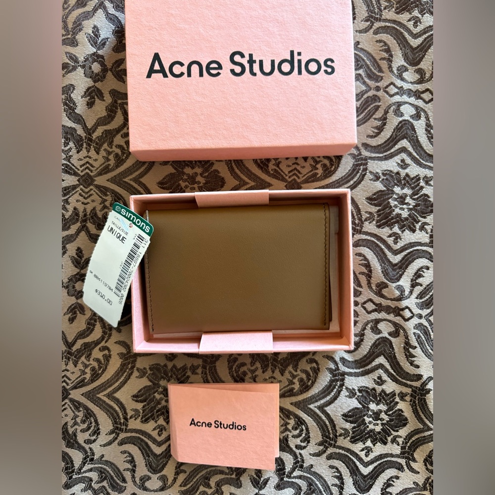 NWT Acne Studios Pink Cardholder real leather - Picture 2 of 4